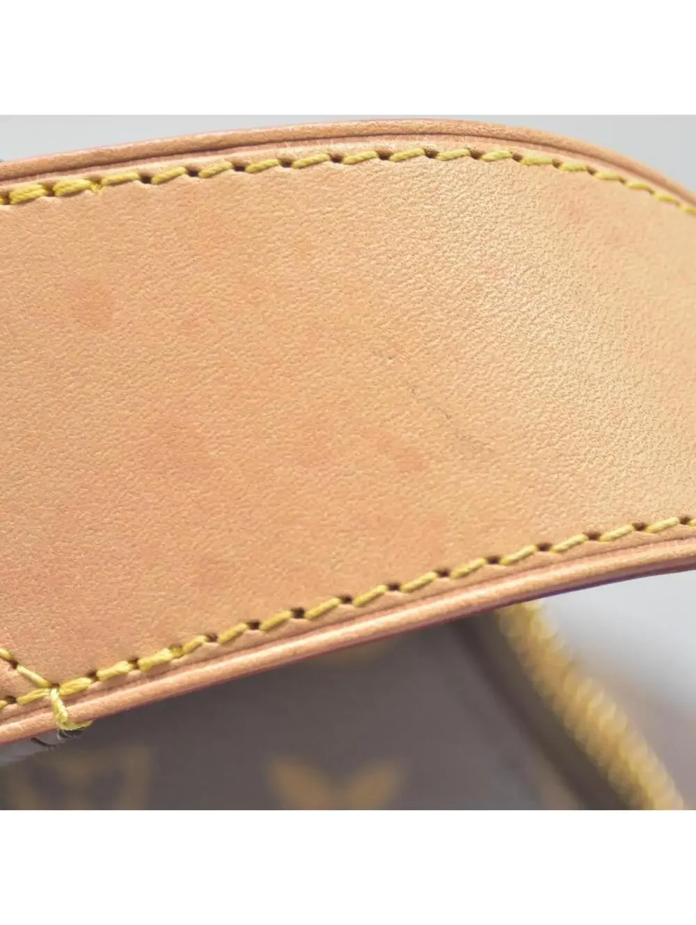 $2740 Louis Vuitton Monogram Slouchy MM